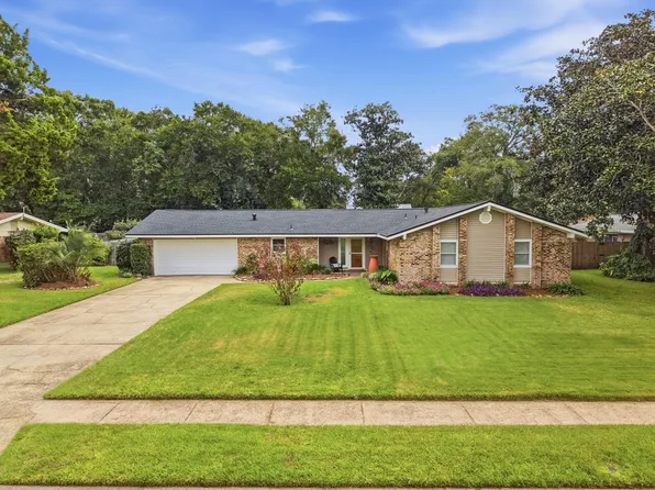 505 Sioux Cir, Fort Walton Beach, FL 32547
