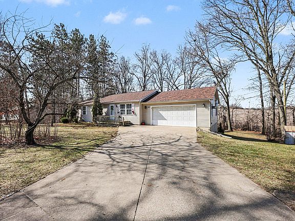 2nd image of 6051 Young Rd