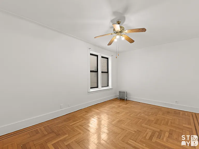710 Avenue S #A6 — Photo 4