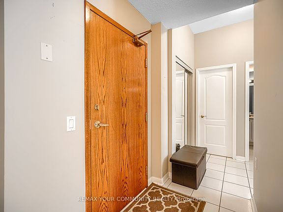 5th image of 2502 Rutherford Rd #109