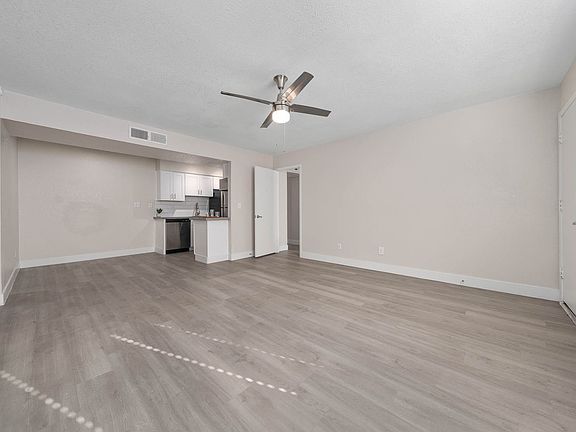 5th image of 4707 E McDowell Rd #2139