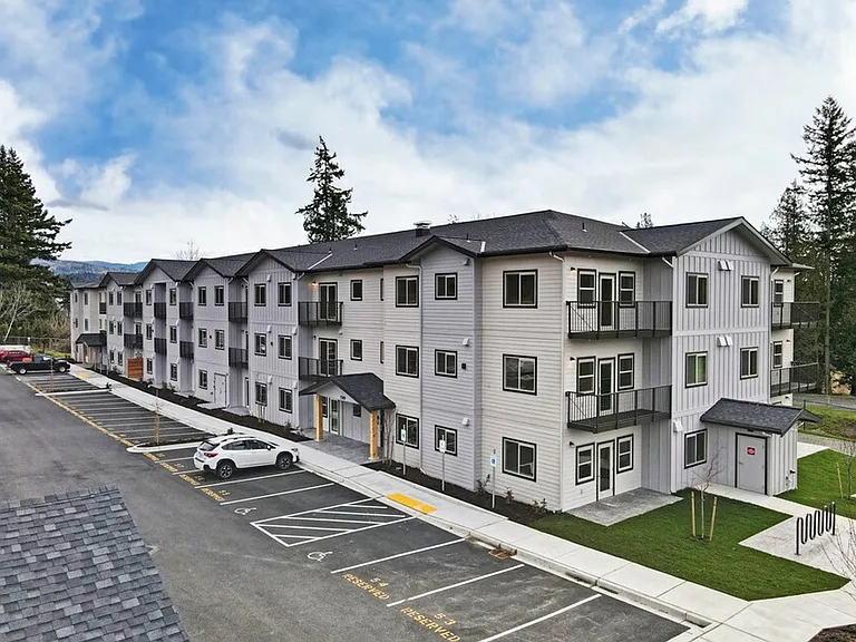 Cedar Grove Apartments - Schedule a tour today! — Photo 2