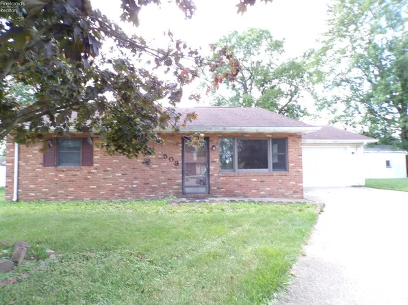 503 Berry Ct, Fremont, OH 43420