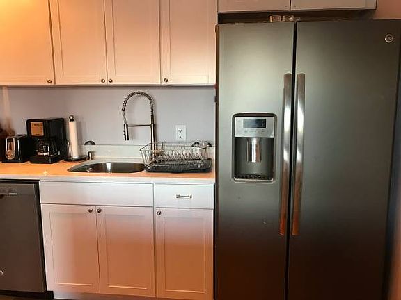 3rd image of 1602 Renate Dr APT 103