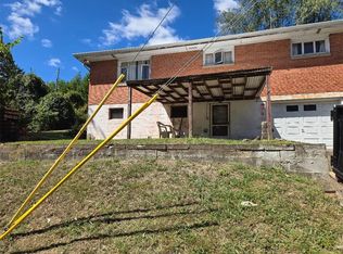 1143 Beechview Ave, Monessen, PA 15062