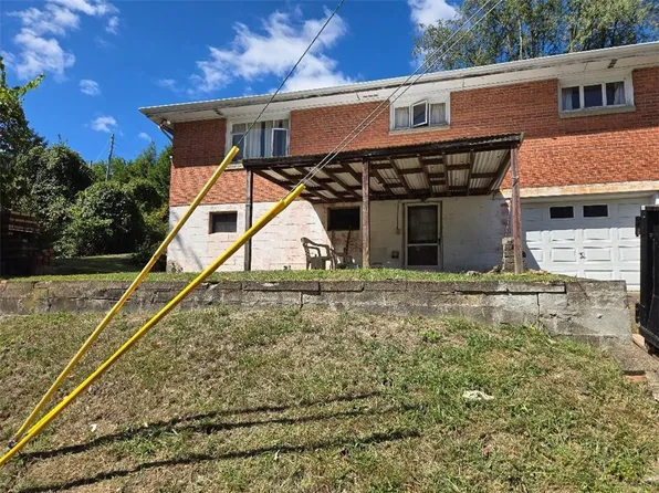 1143 Beechview Ave, Monessen, PA 15062