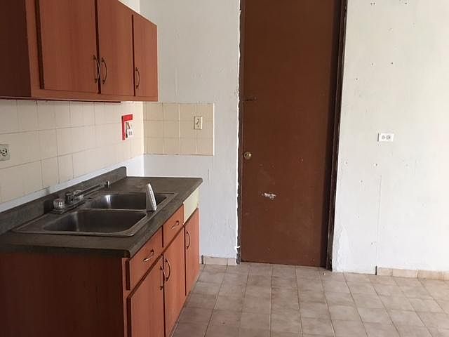 2nd image of E6 Calle A W