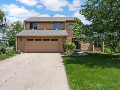 1467 High Country Rd, Coralville, IA, 52241