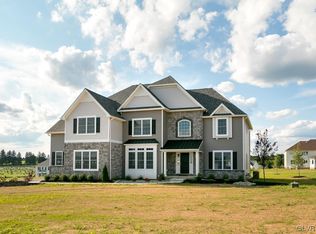 4320 Saratoga Dr #38, Lower Nazareth Township, PA 18064