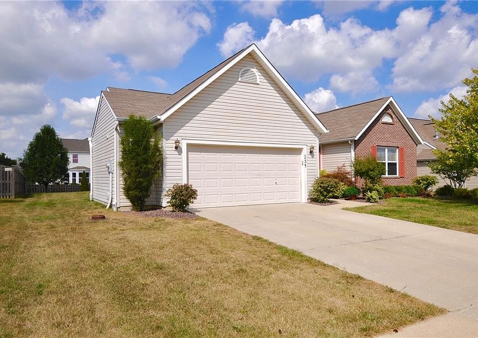 1st image of 134 Paragon Ln