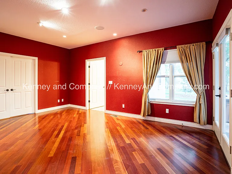 155 Indian Wells Ln — Photo 17