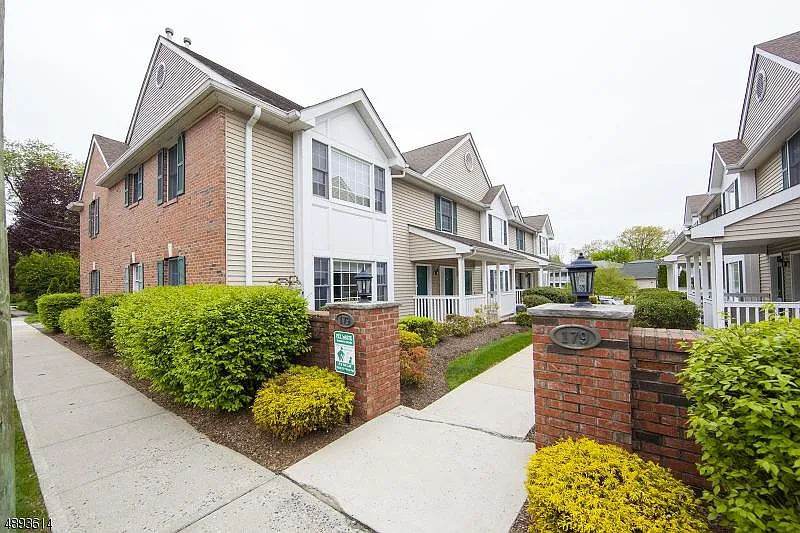 179 Roseland Ave #7