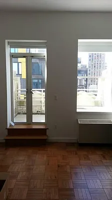 Rented by Level Group | media 4