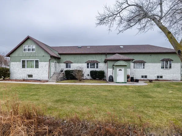 N8095 Lakeshore Dr, N8095 Lakeshore Dr #5, Fond Du Lac, WI 54937