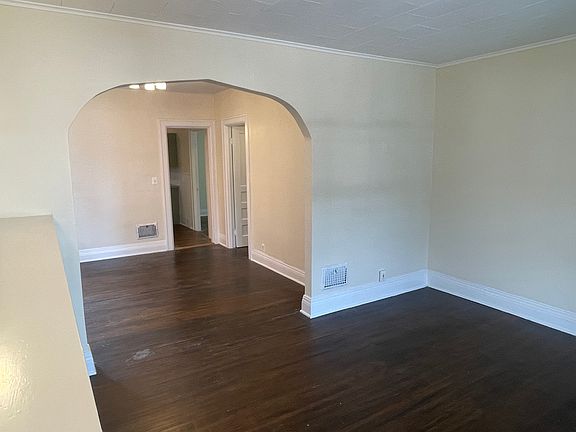 5th image of 149 Hampshire St Unit 1