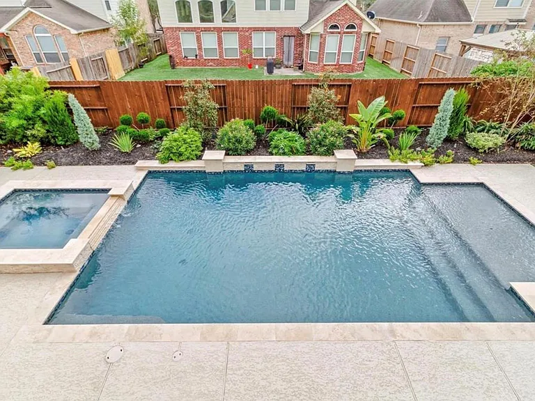2211 Mad River Ln — Photo 44