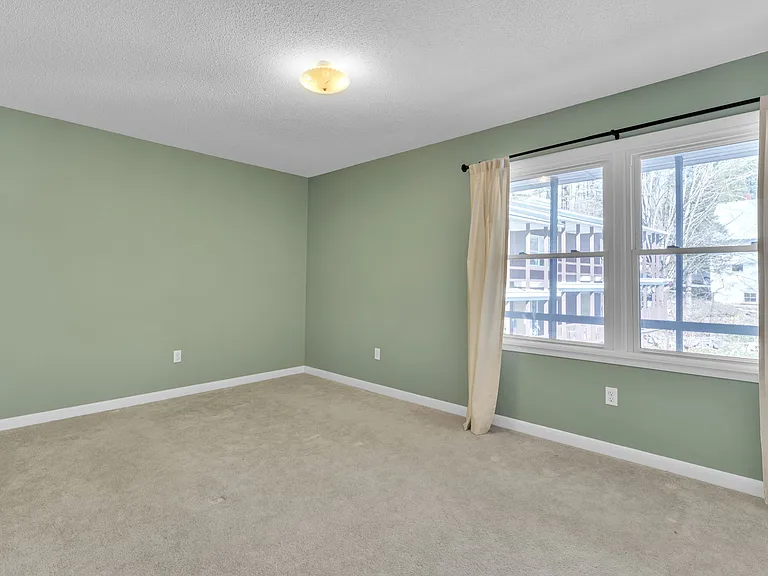 107 Beckley St — Photo 16
