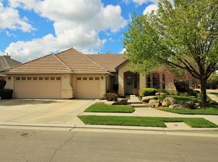 508 Carson Ave, Clovis, CA 93611