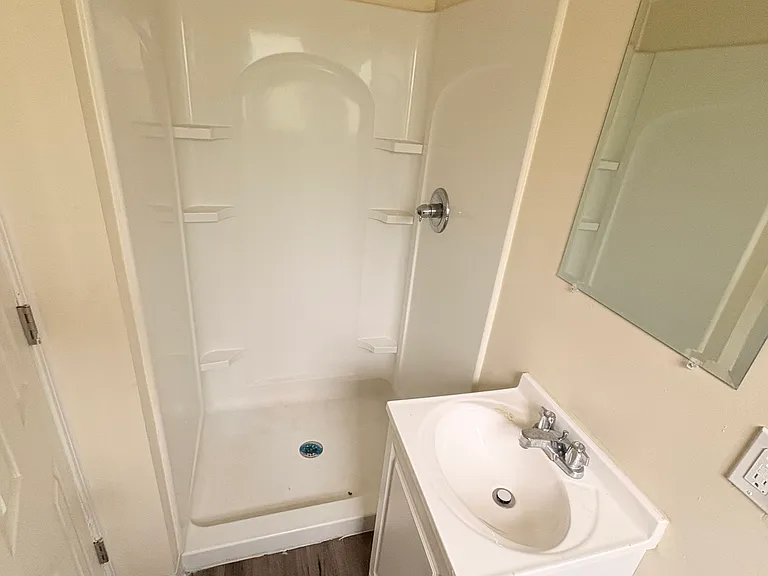7746 Reading Rd #24 — Photo 7