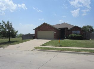 5421 Shadydell Dr, Fort Worth, TX 76135