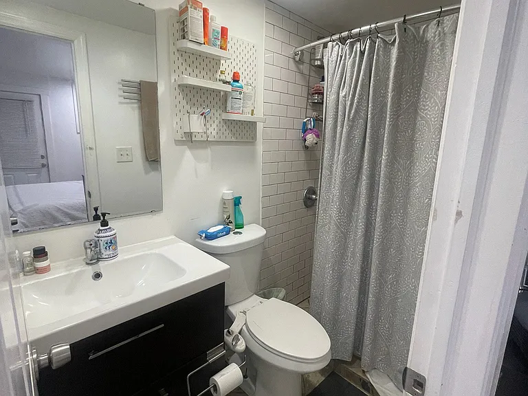 121 Cottage St #1 — Photo 24
