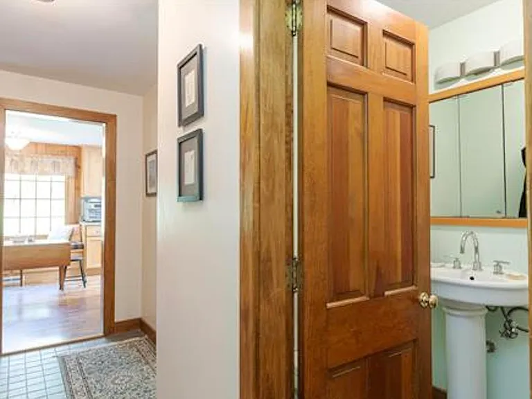 51 Prospect Hill Rd — Photo 19