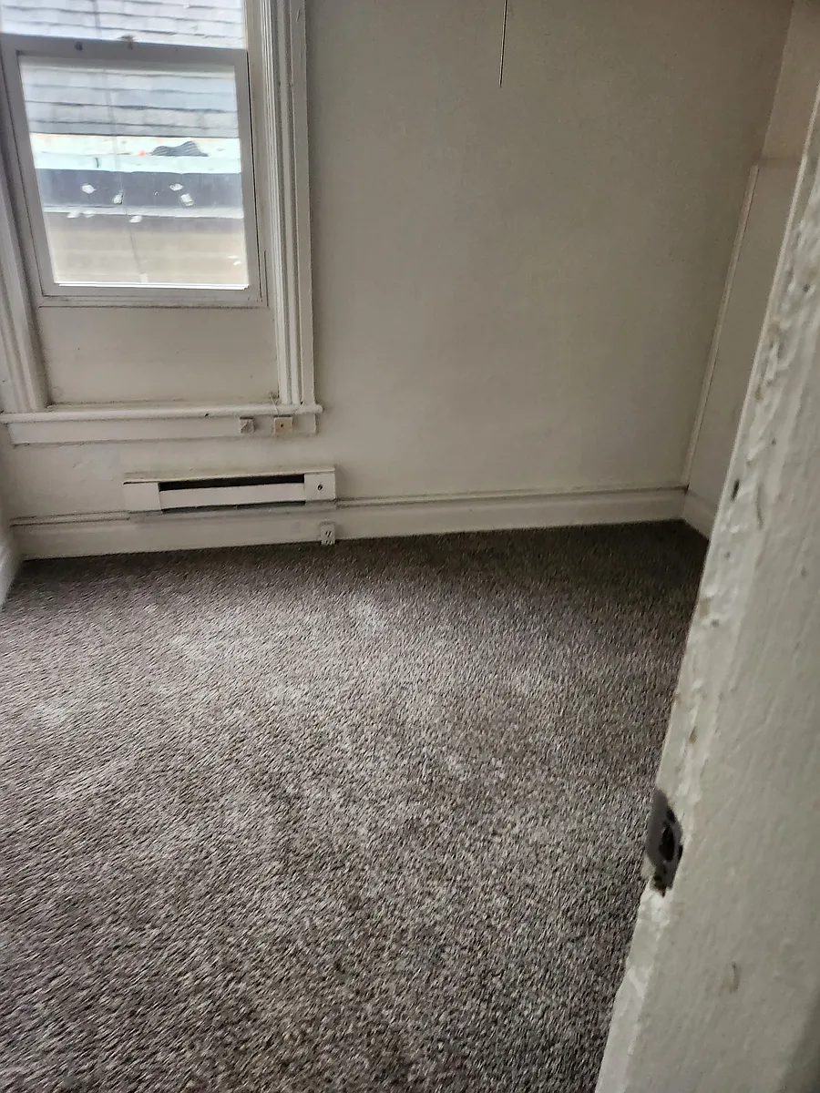 Building Photo - 356 1st St #2