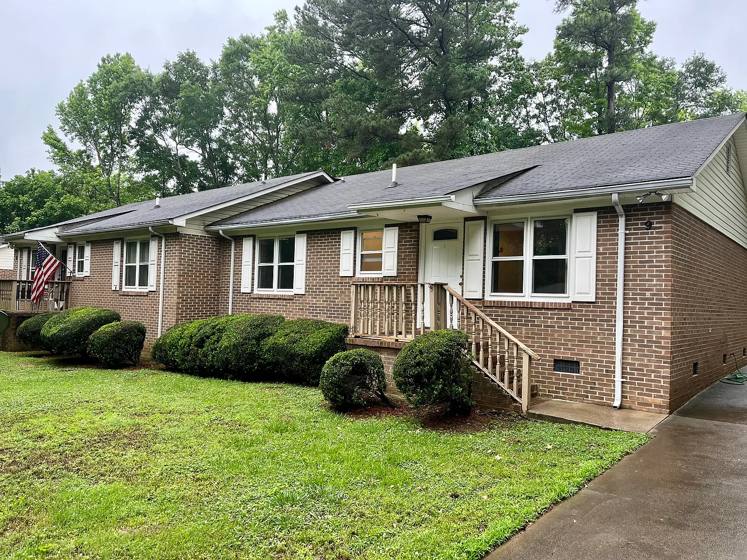 2 bed, 1.5 bath, $1,100 — Photo 1