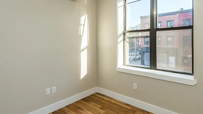 Rented by Nooklyn NYC LLC | media 27