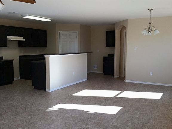 2nd image of 518 Larga Vista Dr.