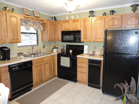 4th image of 2831 Beaverwood Dr