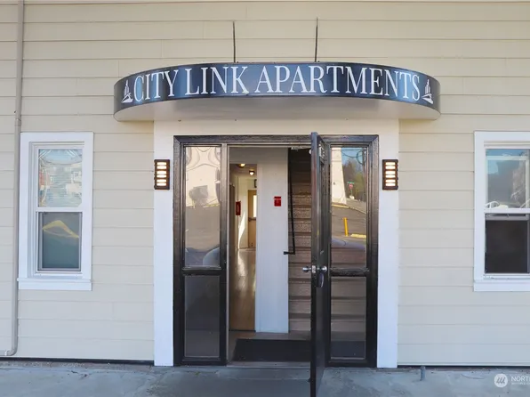 1223 S J Street, Tacoma, WA 98405