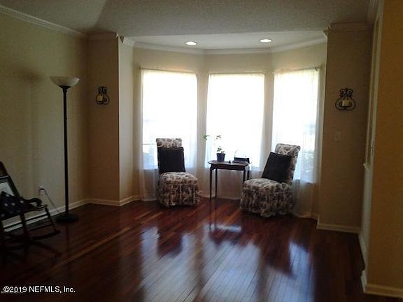 2nd image of 1791 Hollow Glen Dr