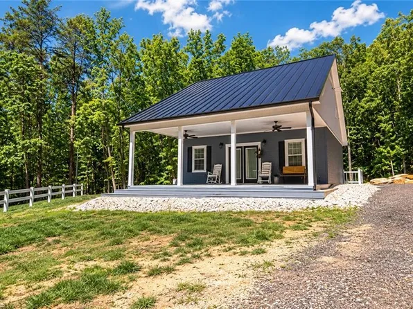 1325 Doyle Cromer Rd, King, NC 27021