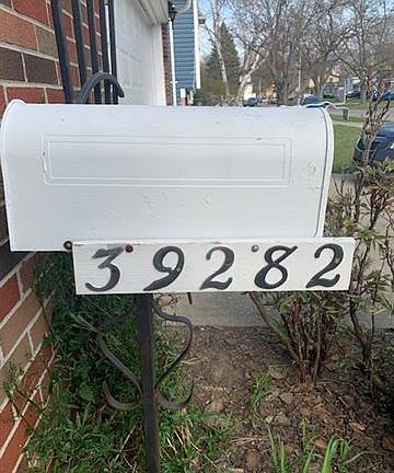 3rd image of 39282 Gloucester St