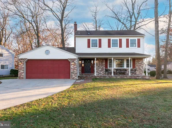 37 Saddle Ln, Cherry Hill, NJ 08002