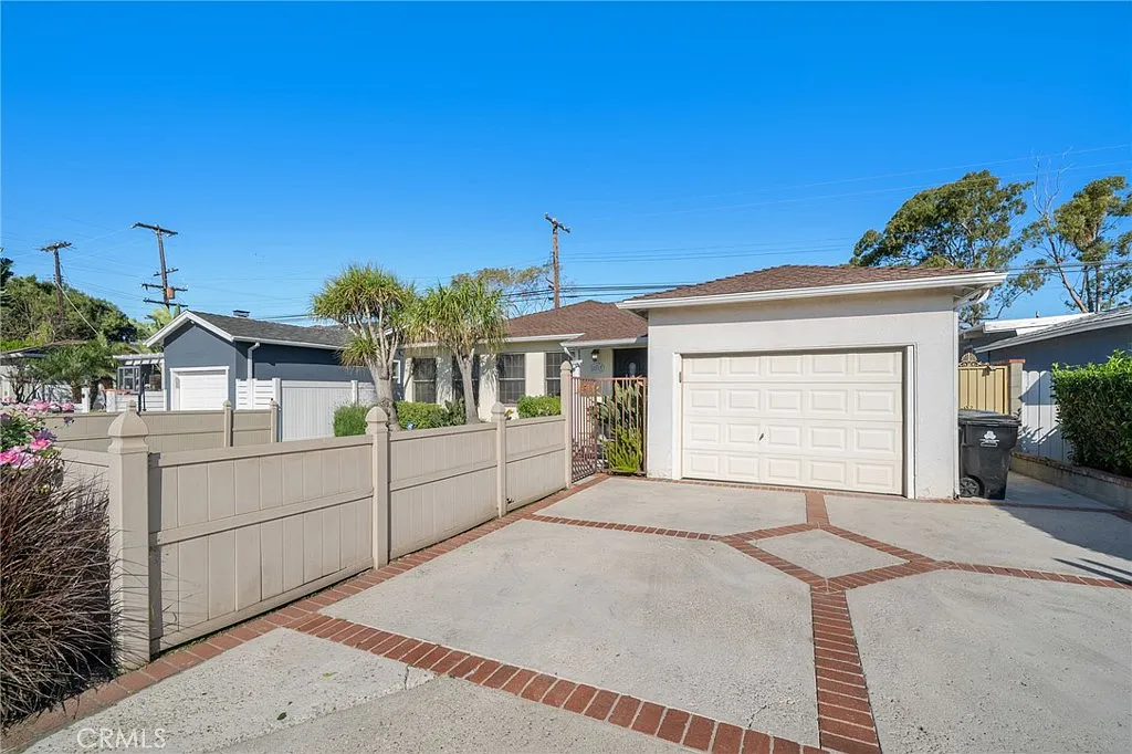 3 bed, 1266 sqft, $5,000 — Photo 4