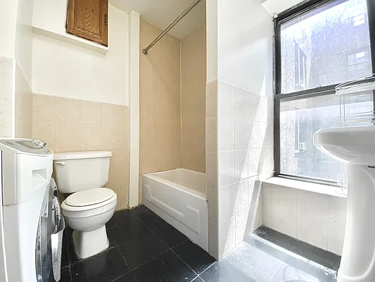 Rented by Voro NYC | media 30