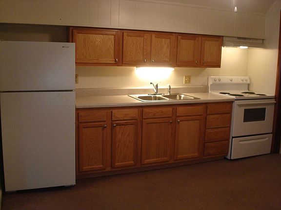 3rd image of 120-124 Enterprise St; Ss322 #404-408-5