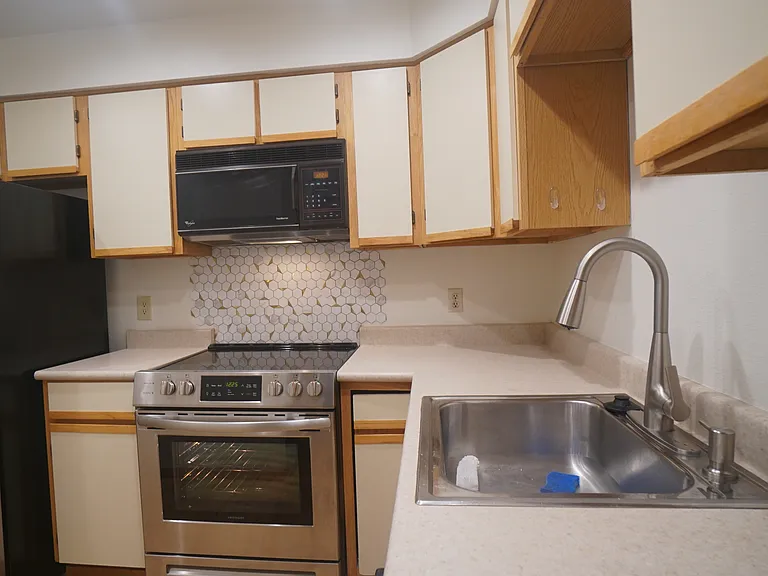 2805 Sundown Ln #312 — Photo 32
