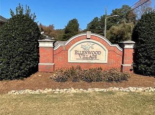 6303 Ellenwood Dr, Rex, GA