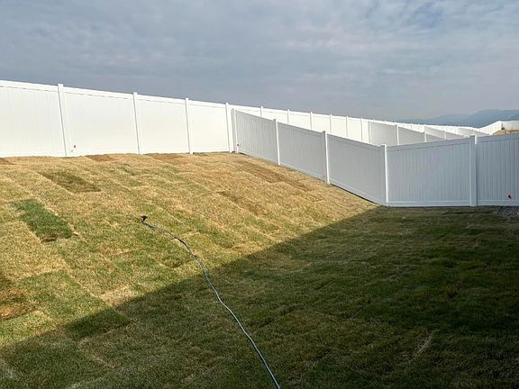 5th image of 36 W Hauser Rd #1