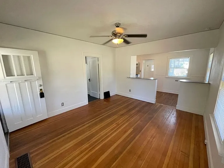 5307 SE 87th Ave — Photo 3