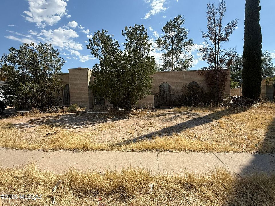 1st image of 3502 S Chesin Dr