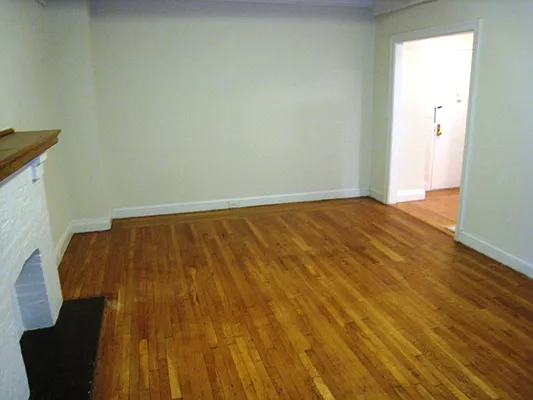 Rented by City Connections Realty | media 2