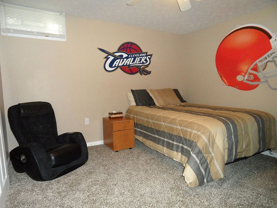 1st image of 21953 Country Way
