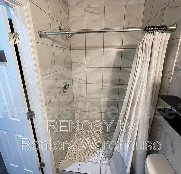 815 Chauncey Ave — Photo 11
