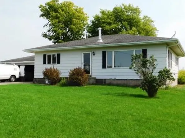 28545 E 0 North Rd, Strawn, IL 61775