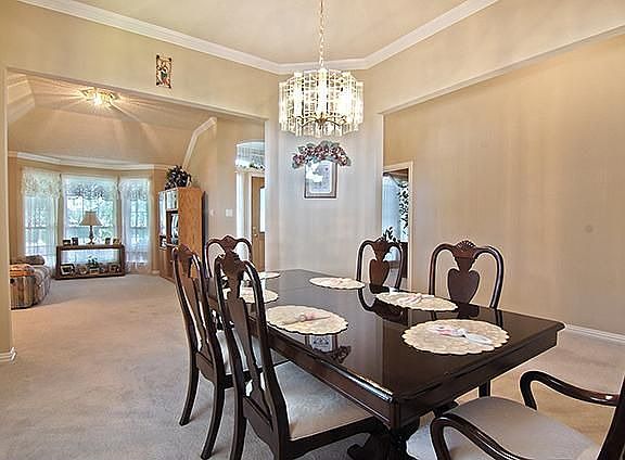 2nd image of 6000 Plantation Ln
