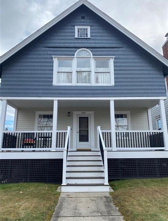 579 Gaskill St, Woonsocket, RI 02895 Zillow